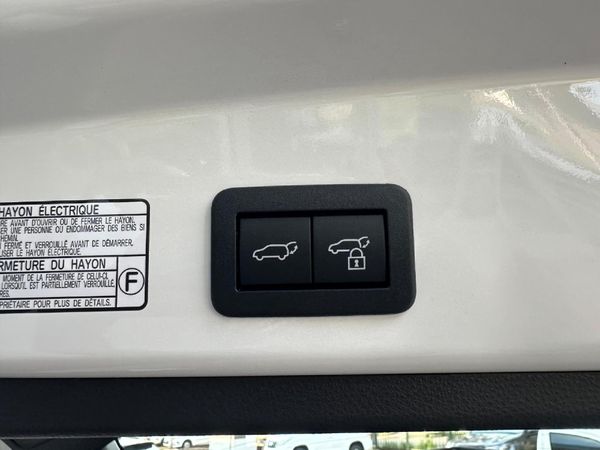 2026-Toyota-Corolla-Cross-18-GR-S image:13