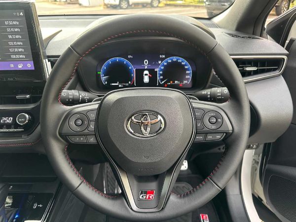 2026-Toyota-Corolla-Cross-18-GR-S image:19