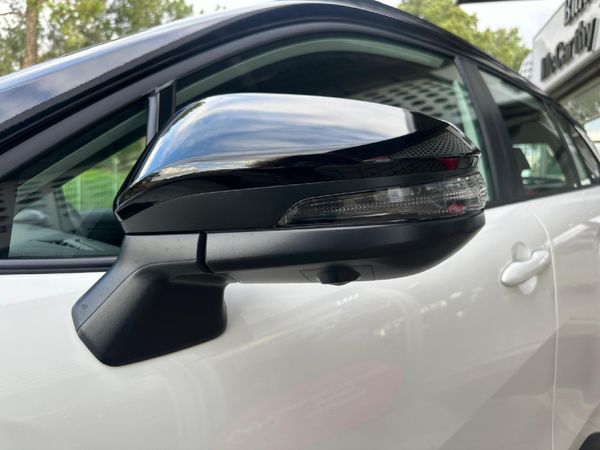 2026-Toyota-Corolla-Cross-18-GR-S image:4