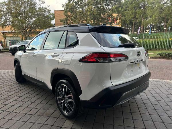 2026-Toyota-Corolla-Cross-18-GR-S image:7