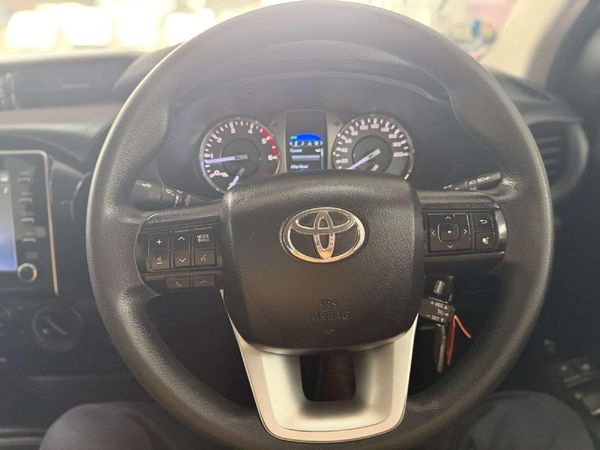 2023-Toyota-Hilux-24-GD-6-Raised-Body-Raider-Double-Cab image:13
