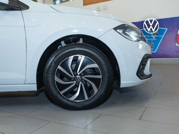 2022-Volkswagen-Polo-10-TSI-Life image:10