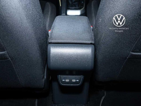 2022-Volkswagen-Polo-10-TSI-Life image:17