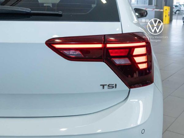 2022-Volkswagen-Polo-10-TSI-Life image:7