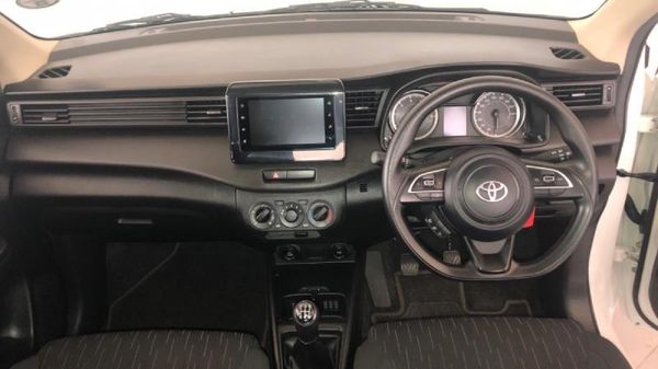 2025-Toyota-Rumion-15-SX image:5