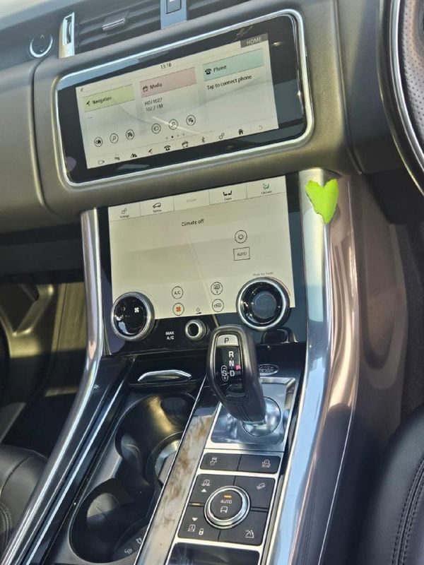 2022-Land-Rover-Range-Rover-Sport-30-D-HSE-190kW image:10