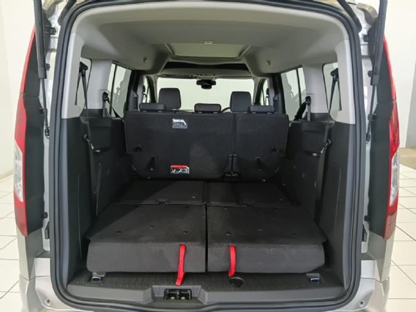 2015-Ford-Tourneo-Connect-Grand-16-TDCi-Titanium-LWB image:11