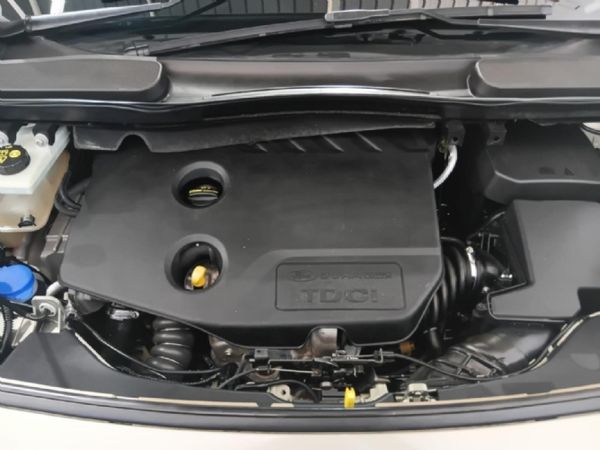2015-Ford-Tourneo-Connect-Grand-16-TDCi-Titanium-LWB image:14