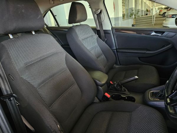 2018-Volkswagen-Jetta-GP-14-TSI-Comfortline-Auto image:15