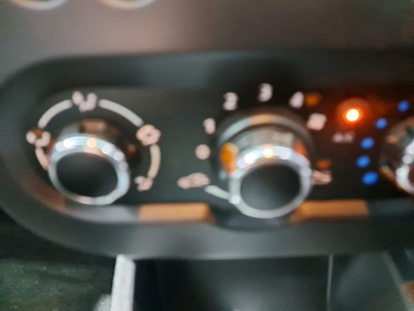 2024-Nissan-NP200-16-AC-Safety-Pack image:8