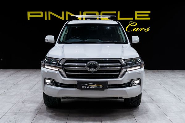 2019-Toyota-Land-Cruiser-200-45-D-V8-VX-R-Auto image:1