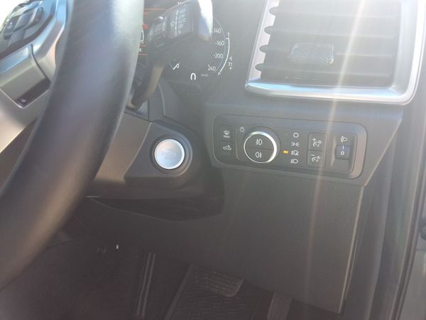 2026-Volkswagen-Amarok-30-TDI-V6-184kW-4Motion-Style-Auto-Double-Cab image:13