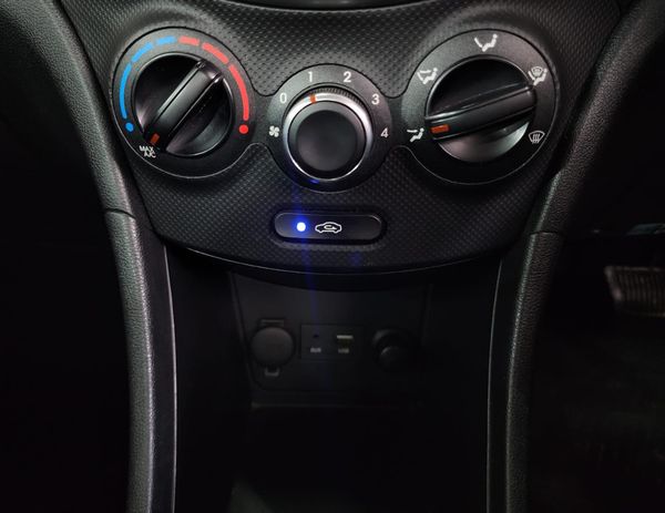 2016-Hyundai-Accent-16-GLS-Fluid-Auto image:10