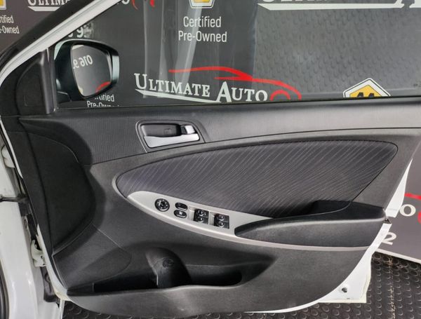 2016-Hyundai-Accent-16-GLS-Fluid-Auto image:13
