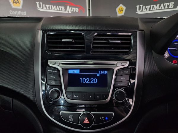 2016-Hyundai-Accent-16-GLS-Fluid-Auto image:15
