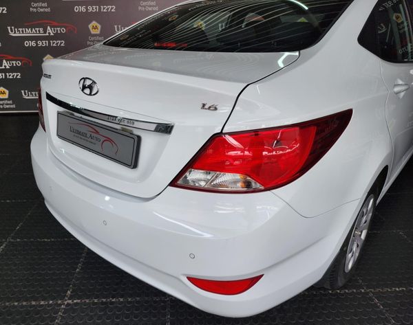 2016-Hyundai-Accent-16-GLS-Fluid-Auto image:3