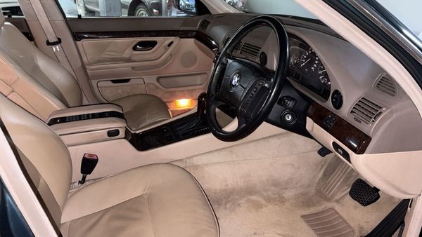 1996-BMW-7-Series-740i-Auto image:11