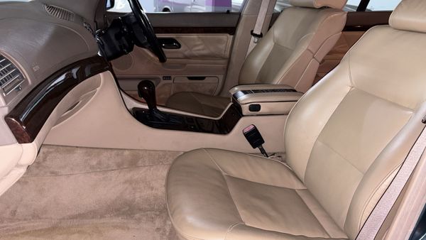 1996-BMW-7-Series-740i-Auto image:21