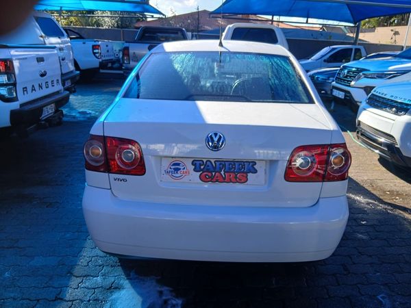 2015-Volkswagen-Polo-Vivo-GP-16-Trendline image:12