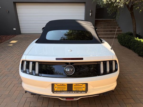 2018-Ford-Mustang-50-GT-Convertible-Auto image:16