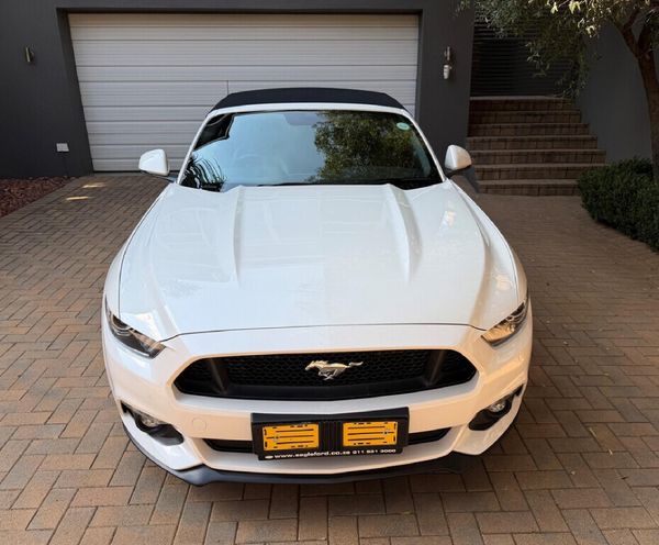 2018-Ford-Mustang-50-GT-Convertible-Auto image:4