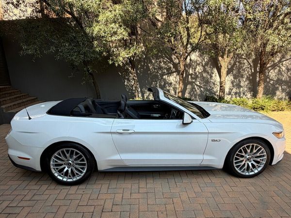 2018-Ford-Mustang-50-GT-Convertible-Auto image:5