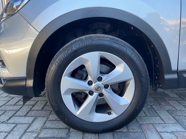 2021-Nissan-Qashqai-12T-Acenta-Auto image:7