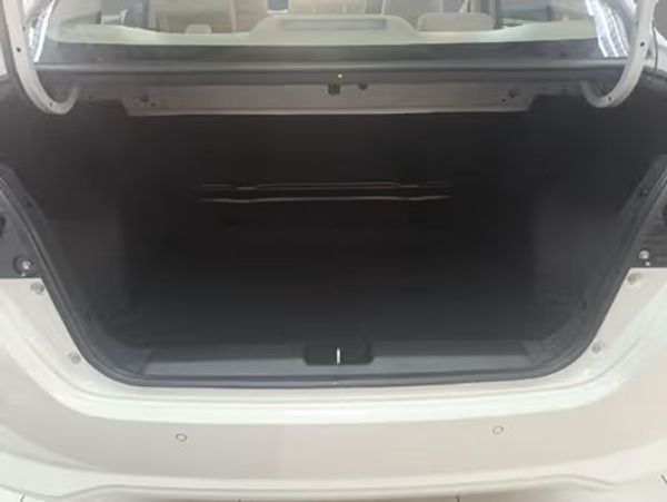 2026-Suzuki-Dzire-12-GA image:9