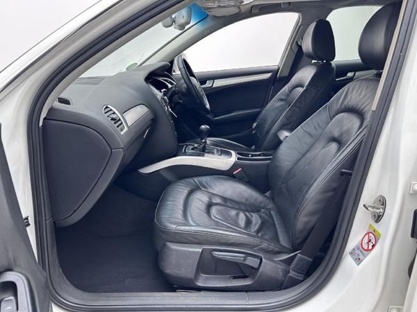 2008-Audi-A4-20-TDI-Attraction image:6