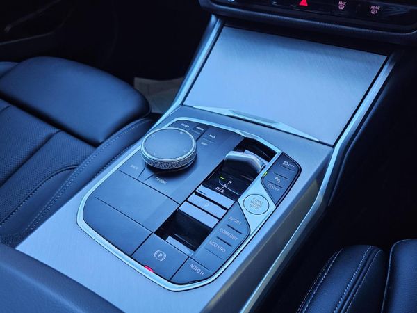 2025-BMW-3-Series-320i-M-Sport-Auto image:8