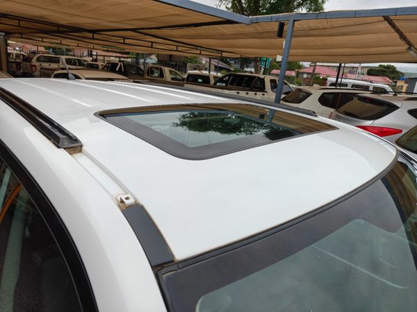 2013-Suzuki-Grand-Vitara-24-Summit image:9