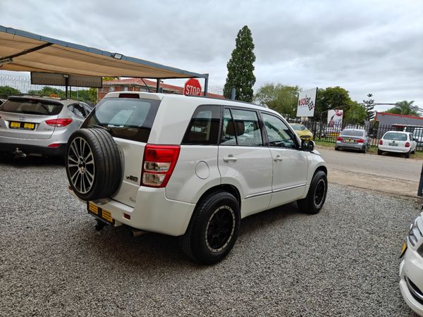 2013-Suzuki-Grand-Vitara-24-Summit image:3