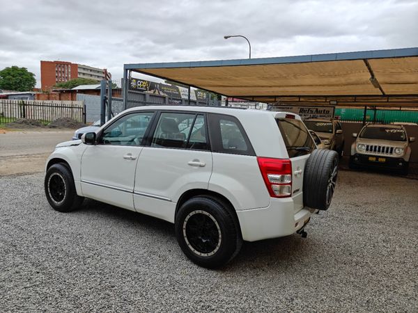 2013-Suzuki-Grand-Vitara-24-Summit image:5
