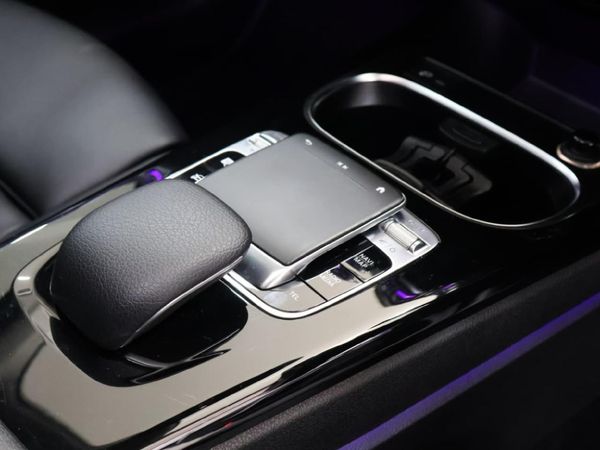 2019-Mercedes-Benz-A-Class-A-200-Sedan image:9