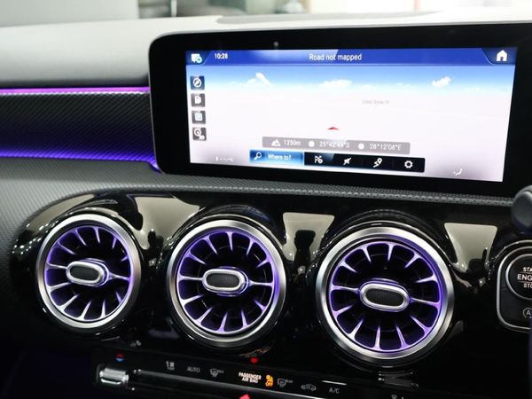 2019-Mercedes-Benz-A-Class-A-200-Sedan image:8