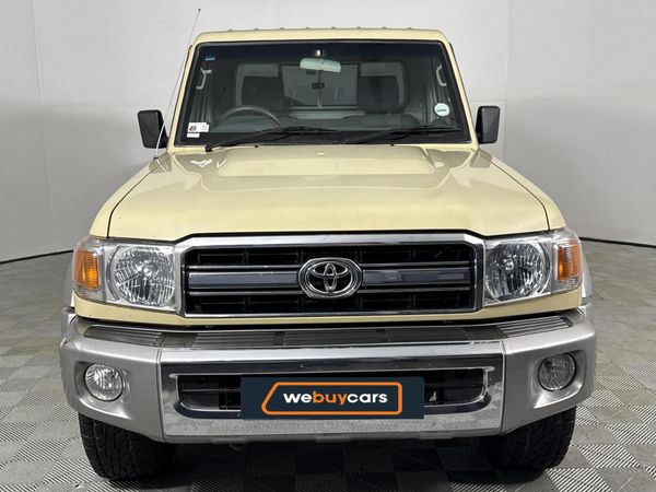 2021-Toyota-Land-Cruiser-79-42-D-Single-Cab image:11
