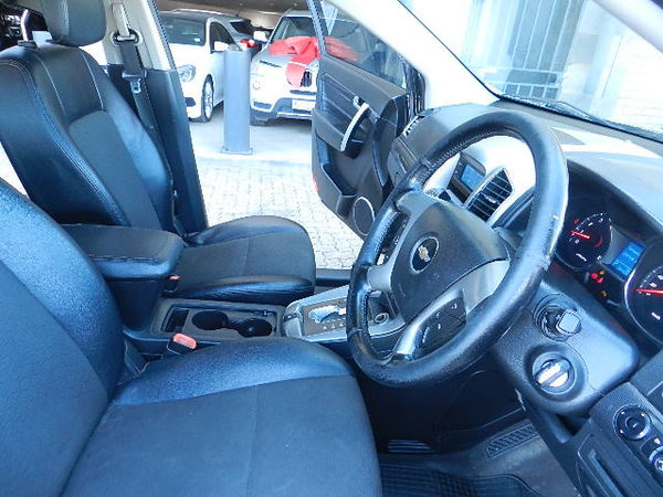 2014-Chevrolet-Captiva-24-LT-Auto image:10