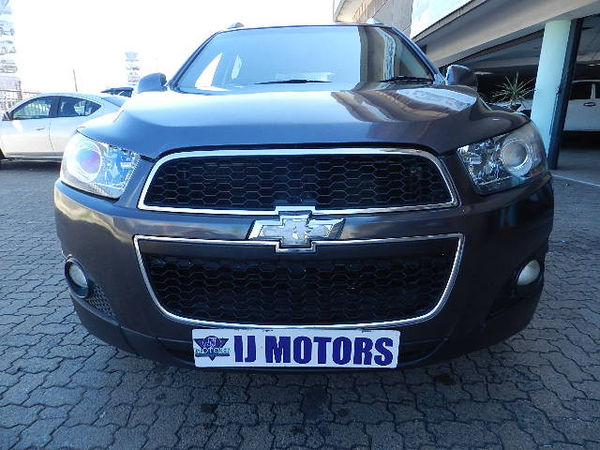 2014-Chevrolet-Captiva-24-LT-Auto image:2