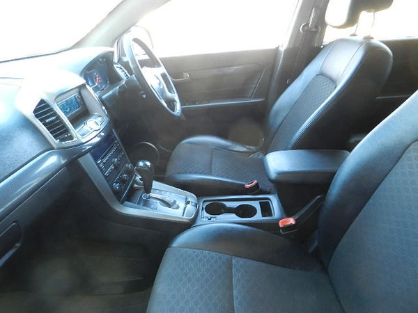 2014-Chevrolet-Captiva-24-LT-Auto image:8