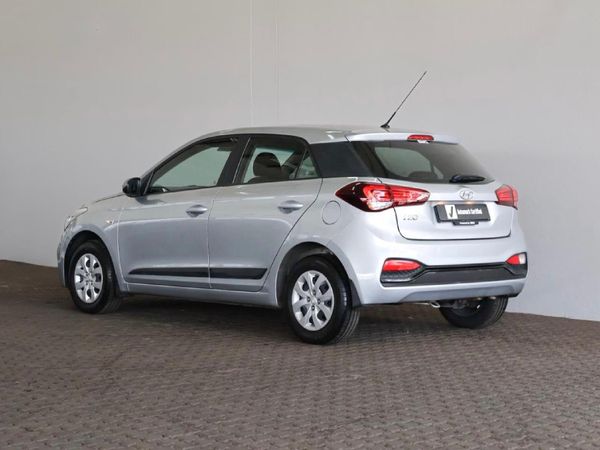 2021-Hyundai-i20-12-Motion image:9