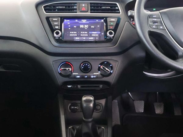 2021-Hyundai-i20-12-Motion image:18