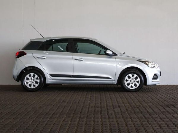 2021-Hyundai-i20-12-Motion image:8