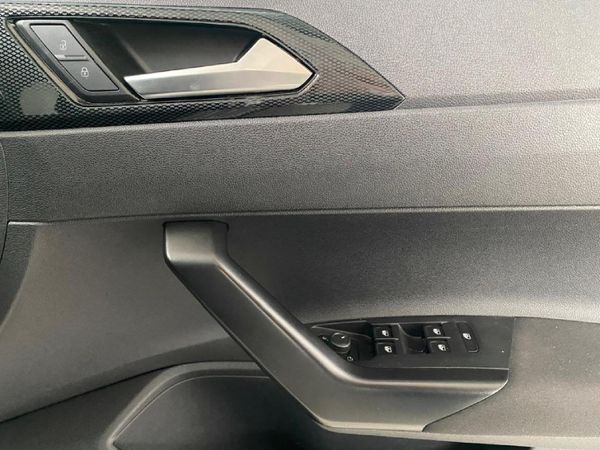 2022-Volkswagen-Taigo-10-TSI-Life-Auto image:22