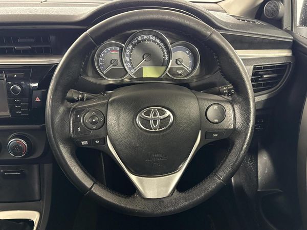 2014-Toyota-Corolla-16-Prestige image:12