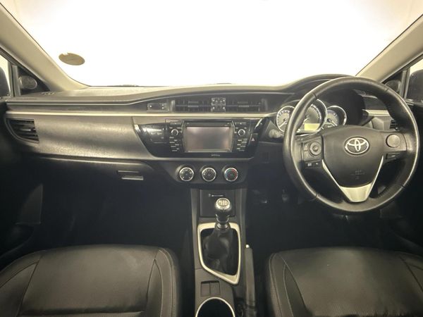 2014-Toyota-Corolla-16-Prestige image:1