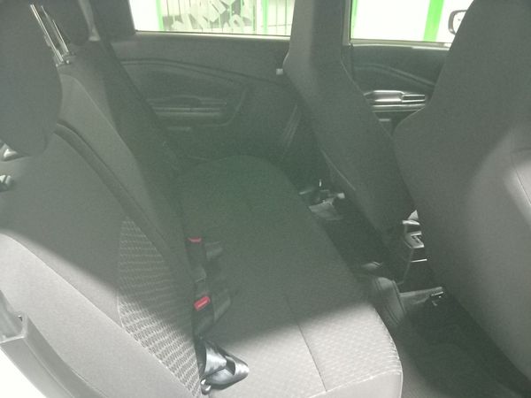 2024-Toyota-Vitz-10-XR image:5