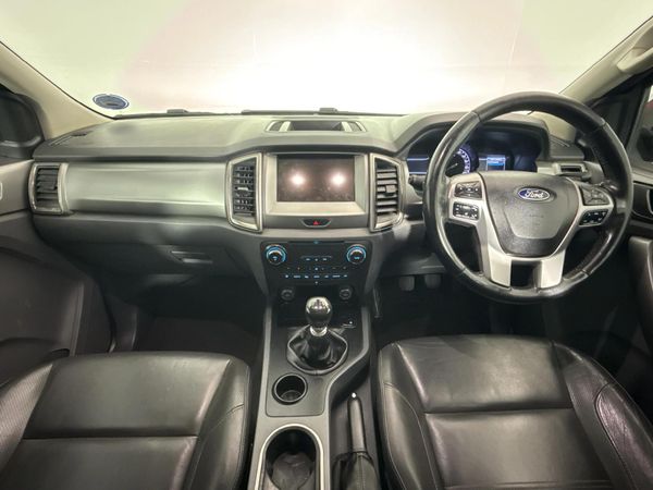 2017-Ford-Everest-22-TDCi-XLT image:1