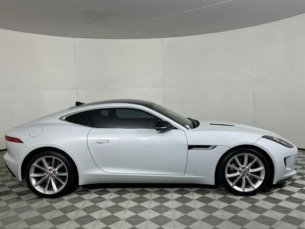 2017-Jaguar-F-Type-S-30-V6-Coupe-Auto image:14