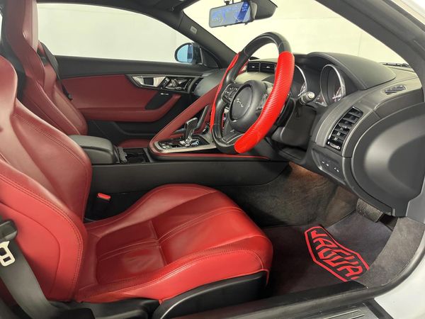 2017-Jaguar-F-Type-S-30-V6-Coupe-Auto image:7