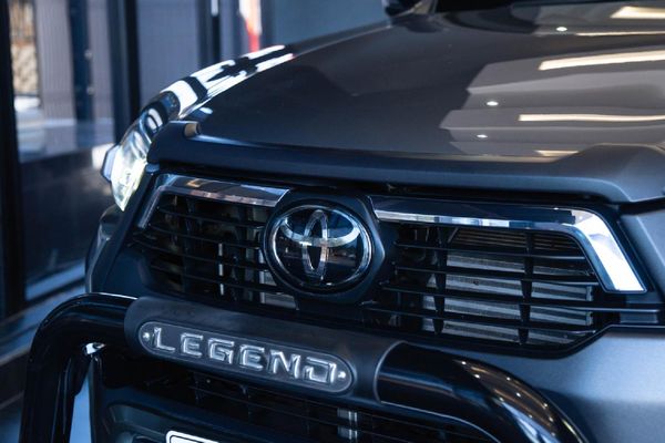 2023-Toyota-Hilux-28-GD-6-Raised-Body-Legend-RS-Auto-Double-Cab image:4